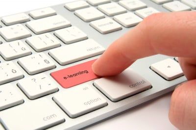 Selon un sondage, la France est en retard sur les cours en ligne